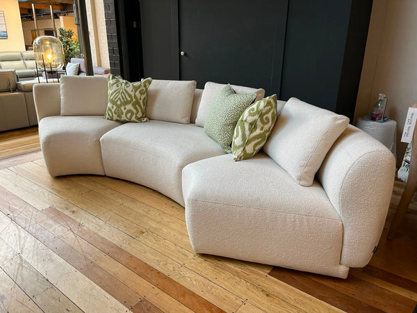 ZARAGOZA CURVED SOFA
